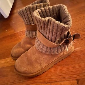 COPY - knit ugg’s